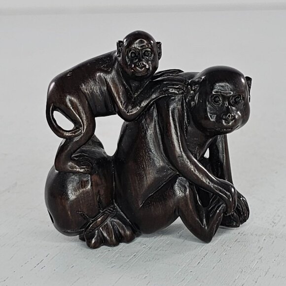 Vintage Japanese Netsuke Monkey Dark Boxwood Carved Figurine Signed - Picture 7 of 7